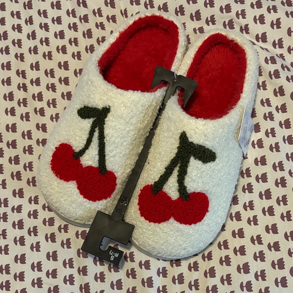 Cherry Embroidered Slippers women’s size small